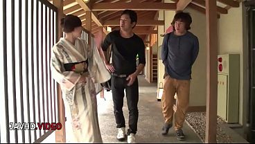 Aoi Mizuno's Wild Outdoor Threesome with Double Blowjob 7 min