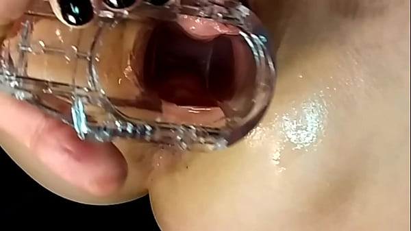 AdalynnX -Fisting and Cumming With My Speculum