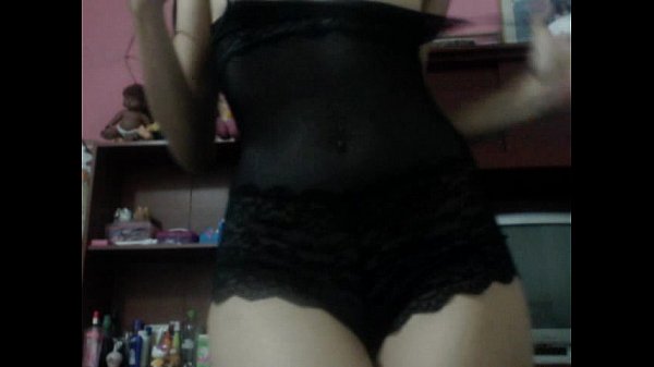 Download Video - Moviendo el culo y masturbandose