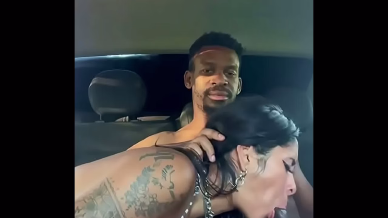 Encuentro sexual real en el coche: eyaculación anal con un hombre negro, latina morena tatuada.
                    anal black latina interracial ass blowjob doggystyle tattoo homemade POV car rough sex cum on ass footjob big cock bbc 1 on 1 anal slut black and white ass clap anal hook anal creampies submissive girl balls deep anal car parking coming from anal muchos negros