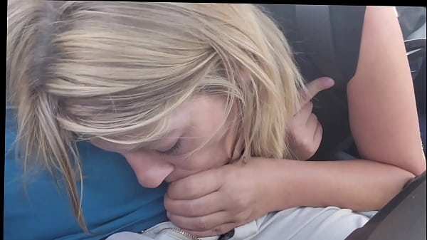 Hot babe hitchiker sucking my dick to the motel before i creampie her pussy