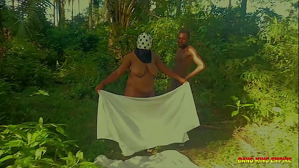 OUTDOOR PORN: Fucking Naughty EX GIRLFRIEND in the bush