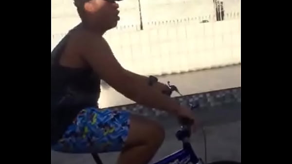 CHÃO FUDENDO GOSTOSO COM O GORDINHO