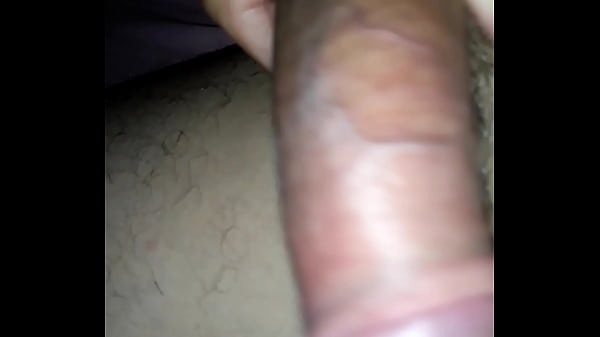 Download Video - Brincando com a rola e pensando nas casadas gostosas