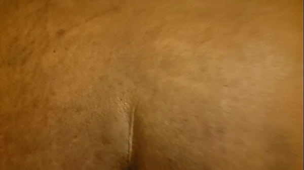 thumb backshots