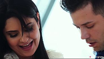 KILLERGRAM - Julia De Lucia And Mariska X Can’t Resist The New Guy And Dive Into A Passionate Threesome