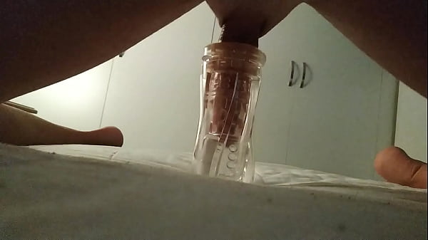 Download Video - Follando juguete