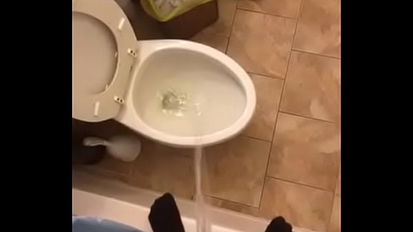 thumb pissing