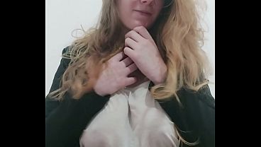 Cute Blond Big Boobs Girl Teasing Her Nipples & Pussy