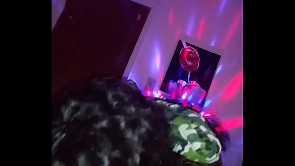 Milf Big ass bouncing gives good head then gets pounded