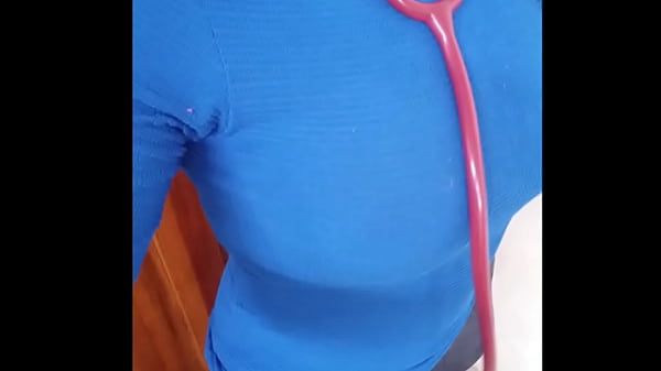 REAL NURSE SHOWS A SPECIAL FEATURE THAT HE PRACTICES IN HER WORKPLACE!! REAL PORN IN HOSPITA
