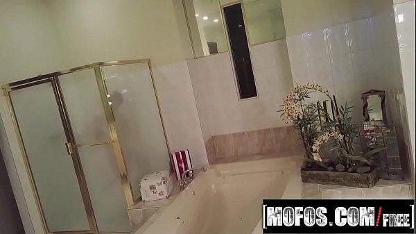 Daisy Julia Porn Video - Busted Babysitters