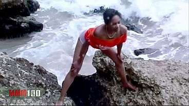 Shania & Terry: Interracial Beach Fucking