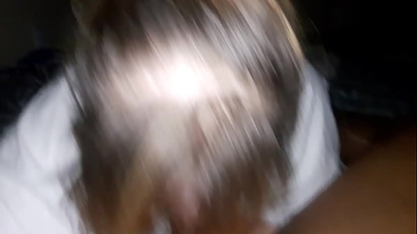 Kcmo's white milf sucks and deepthroats my bbc
