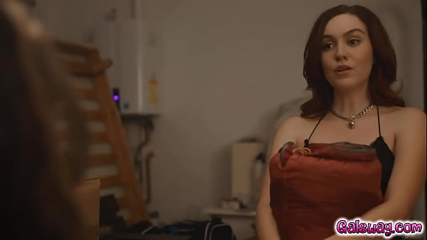 Watch how Freya Parker dumps her girlfriend to ...