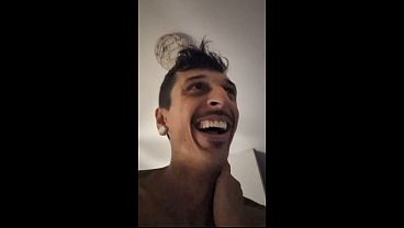 Hot threesome and facial ejaculation with my hot gym friends.