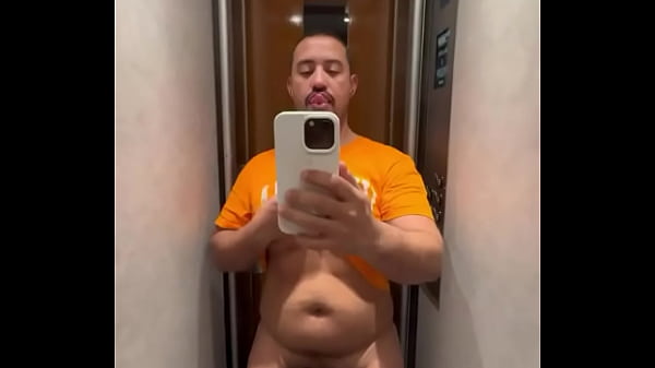 Elles sont où les créatrices de contenus françaises ?Grave envie d’abuser d’une bouche chatte là ! Surtout si e ...