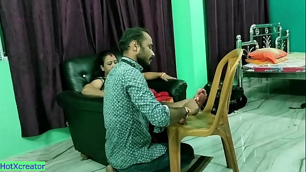 Beautiful hot Bhabhi sex with young delivery boy! real hindi sex