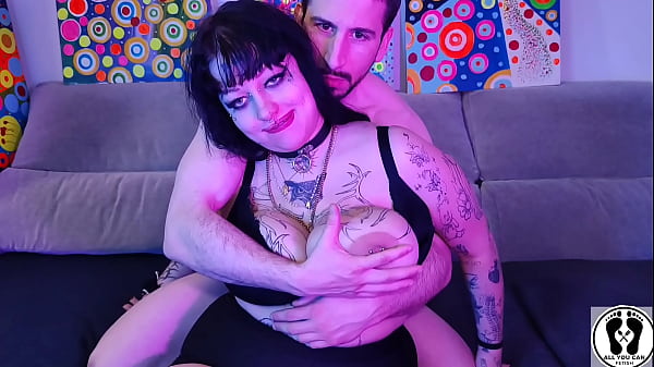 BIG BOOBS AND ARMPITS FETISH WITH CHUBBY GOTH GIRL