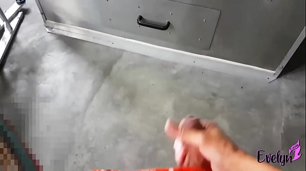 FUDENDO O SEGURAN&Ccedil;A DO CREMAT&Oacute;RIO DENTRO DO CEM...