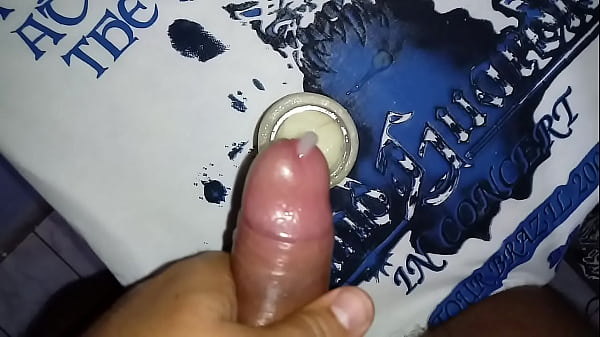 EU, gozando no pote de porra congelada. O pote ...