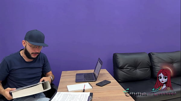 I let my boss fuck me to leave the office early