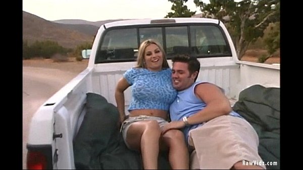 Download Video - Busty Girl Nailed On The Truk's Bed