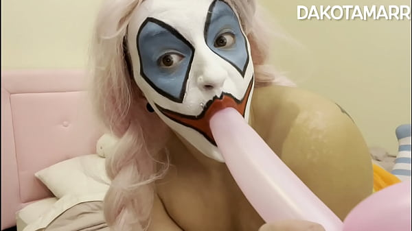 Clown Balloon Fuck Looner Fetish Dakota McBooty...