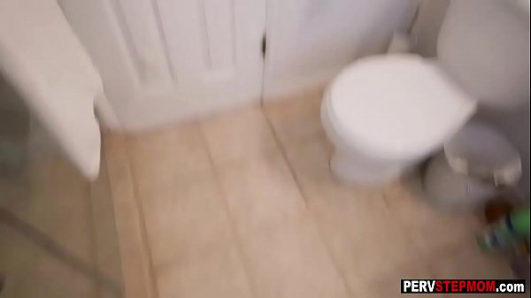 Blonde MILF stepmom sucks a stepsons fat hurt dick