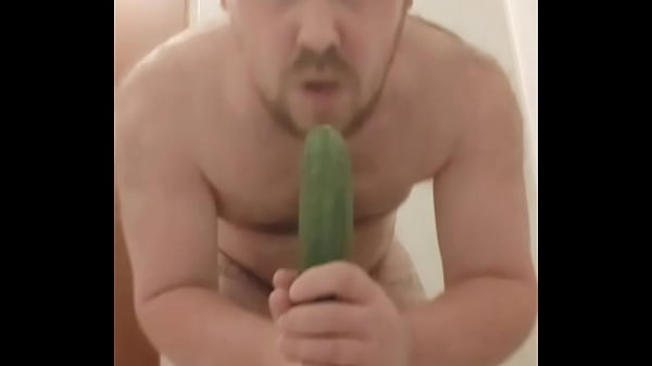 Gay from Russia fucks his fat ass on camera in ...