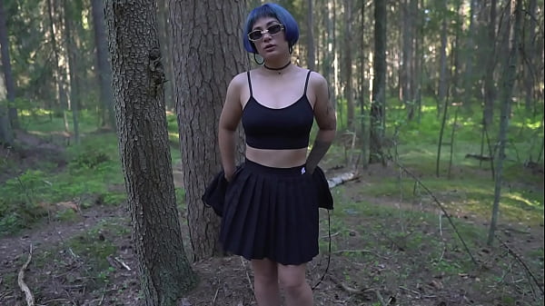 I OFFERED A STRANGER TO FUCK ME IN THE FOREST FOR MONEY