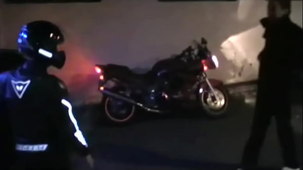 jeune blong bais&eacute; par un mec m&eacute;tisse bisexueljeune minet blond bais&eacute; par son...