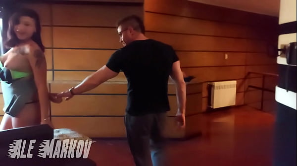 Download Video - La secretaria termina entregandole el culo a su jefe