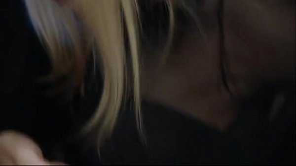 thumb emma blond