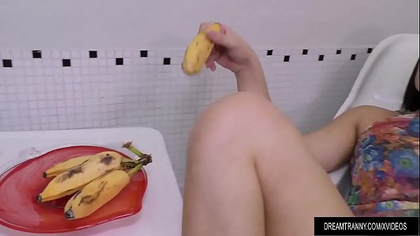 Download Video - Provocative Transsexual Paulinha Lima Masturbates with a Banana