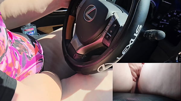 Big Ass Pawg Milf Masturbating Publicly In Car (Outdoor Sex)