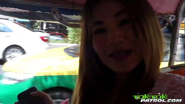 Sexy Tight Pussy Asian Creampied