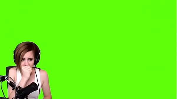 Después de ver la película, mi compañero de cuarto tenía muchas ganas de follarme. Para ser honesto, no me importó y me tragué felizmente su enorme polla