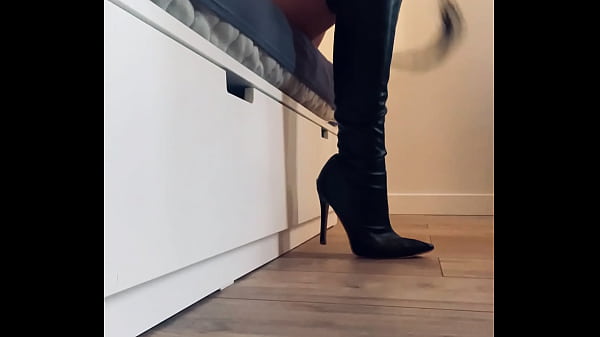 Le Léchage de bottes est recommandé pour marqué des points goddess