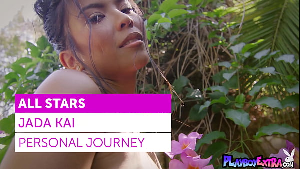 Download Video - Petite asian MILF Jada Kai poses nude and shows her exotic cunt by the pool