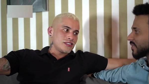 Contando pro meu p.r.i.m.o que tranzei com meu ...