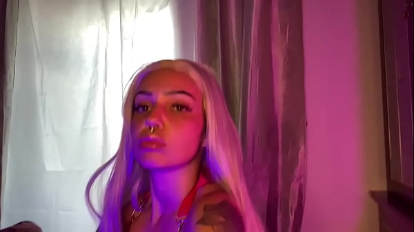 Look how I shake my ass Arianny koda