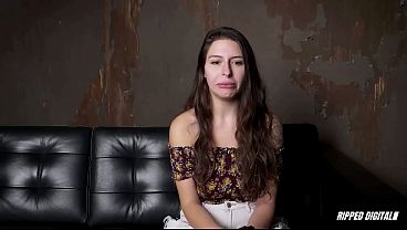 Submissive Slut Chloe Groans Taking Huge Toy After Being Fisted
