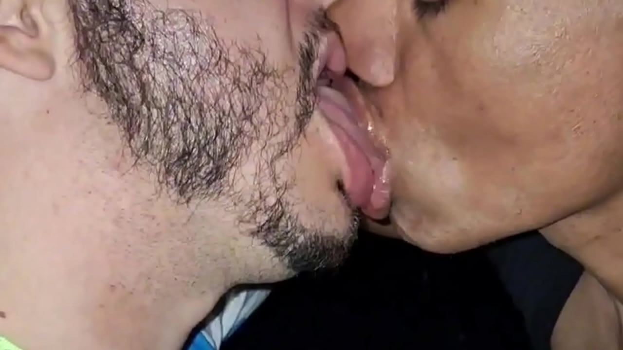 FOLLANDO A MACHO CALIENTE QUE CONOCÍ EN LA APLICACIÓN
                    amateur kiss dog kissing brazil gay bear mamadas faggot gay cum mature gay mulhers gay male feet muchos negros