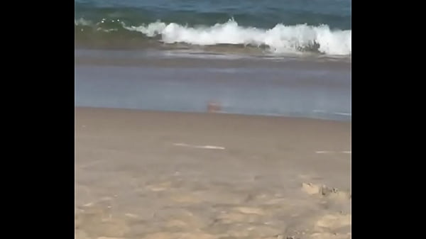 Negao gostoso pensionista roludo mergulhando na praia muito gostoso novinha padeira