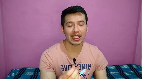 Download Video - Me lleve a un bagabundo de la calle a mi casa y termino penetrandome a pelo con su vergota de 23cm &excl;  Relato sexual