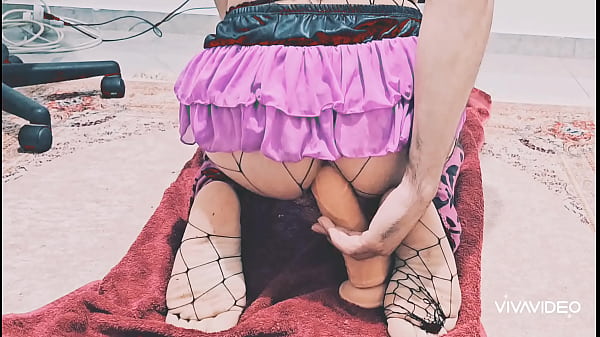thumb sissy anal dild o