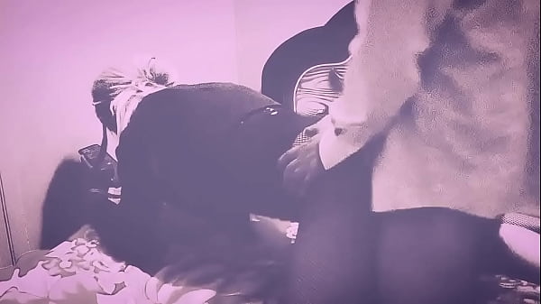 Haciendo gemir a travesti pasiva que le gusta l...