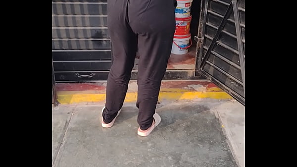Ass, flirt