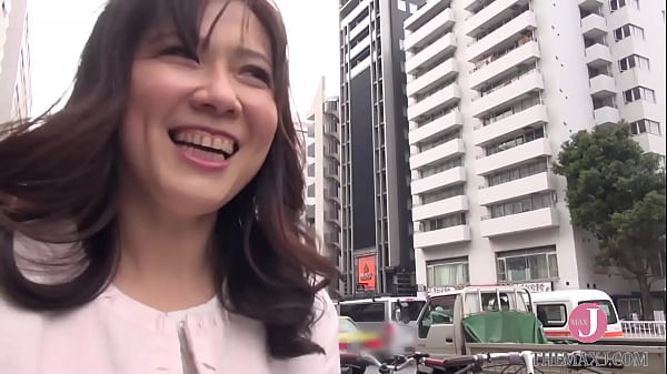 Download Video - Second time having sex with Shiori&comma; MILF who is addicted to sex&period;
